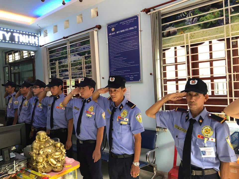 Tiếp cận lực lượng chuyên nghiệp, có nghiệp vụ.