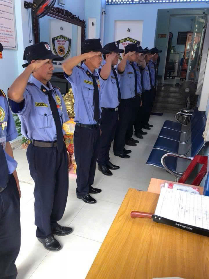 Doanh nghiệp cần tiết kiệm ngân sách.