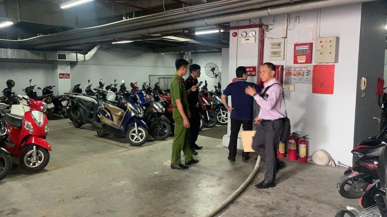 Phối hợp với hệ thống an ninh.